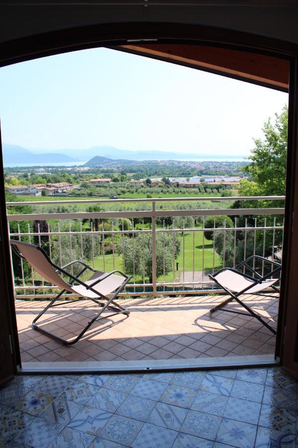 Attico Da Maria Apartment Polpenazze del Garda Luaran gambar