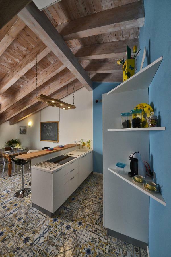 Attico Da Maria Apartment Polpenazze del Garda Luaran gambar