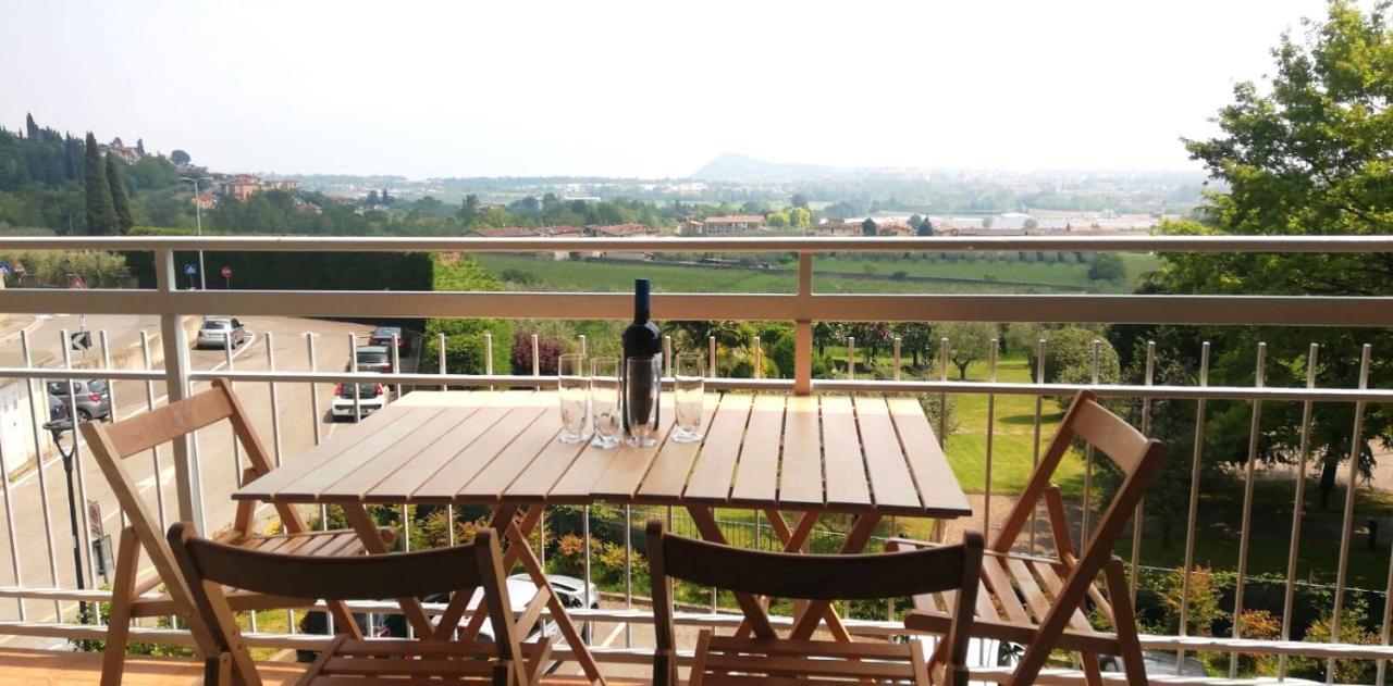 Attico Da Maria Apartment Polpenazze del Garda Luaran gambar